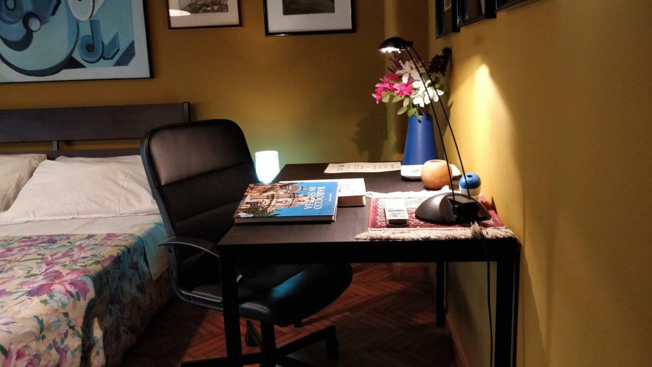 Suite Time Van Gogh Catánia Buitenkant foto